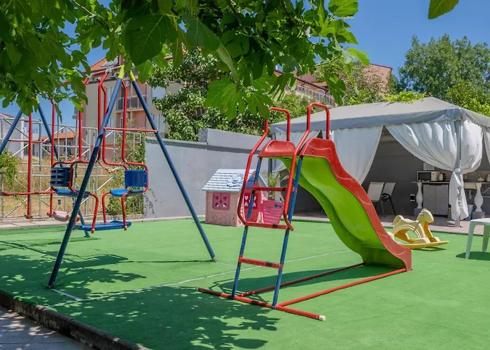 בית הארחה Vermoni 21 צ'רנומורץ
